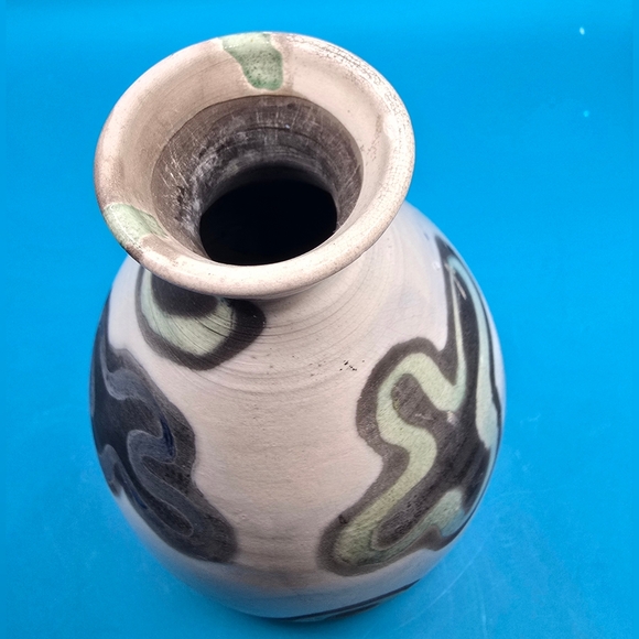 Ceramic Vase with Abstract Patterns By R. Aicher - Picture 5 of 11